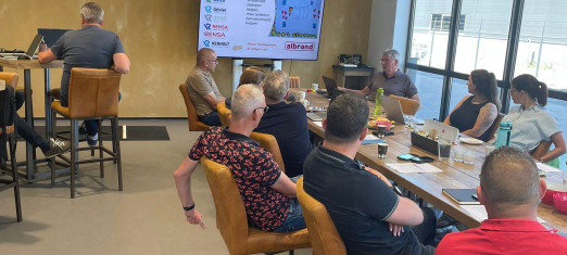 Presentatie bij Albrand
